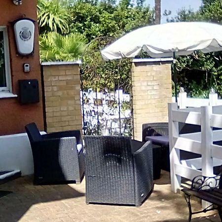 מלון Brading Oaklands House - Adults Only מראה חיצוני תמונה